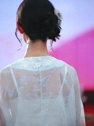 Tập 14 - Hoa Hồng Rực Lửa