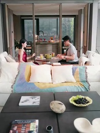 Tập 49 - Gông Xiềng Màu Champagne