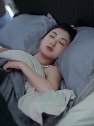 Rahasia Cinta di Bawah Cahaya Bulan - Episode 33