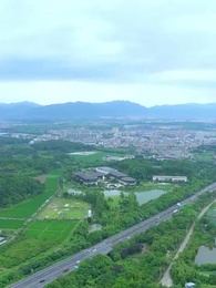 第2集 - 雲深終見月團圓