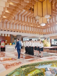 第14集 - 女王她專治不服