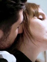 Episódio 23 - [Dublado]A Noiva Fuja do CEO