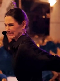 Episodio 54 - [Doblado]Huyendo de la sombra del CEO