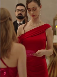 Episode 18 - The Divorced Heiress Claims Her Crown