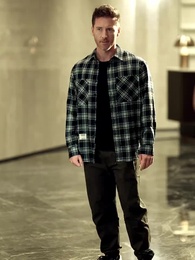 The Homeless Fishmonger Is My Billionaire Husband - Episode 42