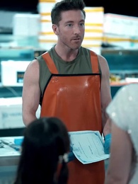 The Homeless Fishmonger Is My Billionaire Husband - Episode 4 - ShortMax