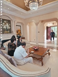 高手下山，我被師姐包圍了 - Episode 13