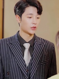 不裝了，我才是三個大佬哥哥的心尖寵 - Episode 72