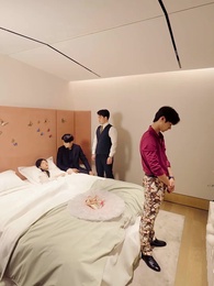 不裝了，我才是三個大佬哥哥的心尖寵 - Episode 44