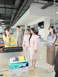 不裝了，我才是三個大佬哥哥的心尖寵 - Episode 53