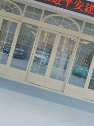 不裝了，我才是三個大佬哥哥的心尖寵 - Episode 12