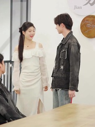 不裝了，我才是三個大佬哥哥的心尖寵 - Episode 36