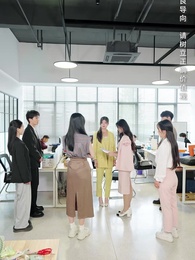 不裝了，我才是三個大佬哥哥的心尖寵 - Episode 51