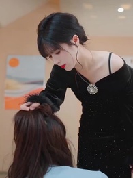 أنت زوجة الرئيسة وأنا ضوء القمر - Episode 15