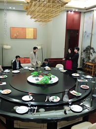 下山從娶姐姐閨蜜開始 - Episode 47