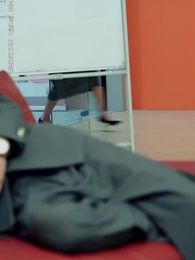 下山從娶姐姐閨蜜開始 - Episode 22