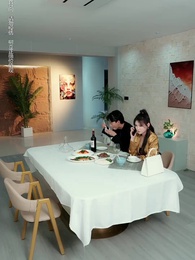 下山從娶姐姐閨蜜開始 - Episode 60