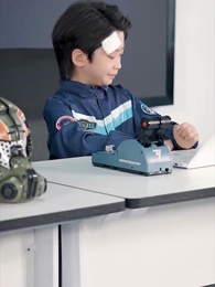 第54集 - 八嵗機長衝上雲霄