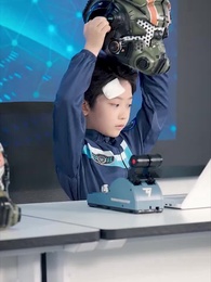 八嵗機長衝上雲霄 - Episode 51