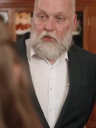 Épisode 26 - Héritière Réincarnée : Trompeur à Genoux