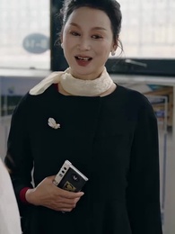 渣男嫌我醜，我轉身嫁給千億總裁 - Episode 40