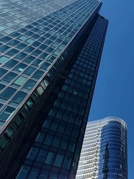 الحلقة 24 - عاملة النظافة هي رئيستنا