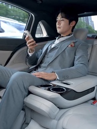 Episode 28 - Climbing the Social Ladder: Mother vs. Fiancée