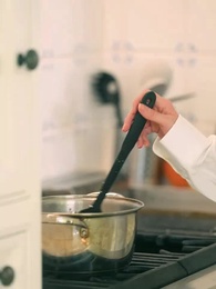 الحلقة 36 - الحب والسلطة في عالم الذئاب