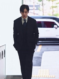 Episode 49 - The Beauty Billionaire