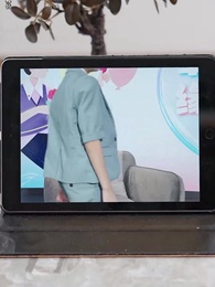 被退婚後，我懷了大佬的崽 - Episode 5