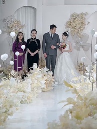 離婚後前妻她又美又颯 - Episode 74