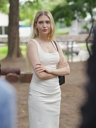 الحلقة 53 - عاملة النظافة هي رئيسة تنفيذية