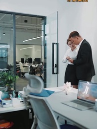 第43話 - [吹替]離婚後、金持ちの孫娘になった