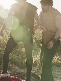 Épisode 2 - [Doublé]EX MAGIQUE : CROCS et GRIFFES, tous deux épris de MOI