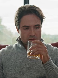 [مدبلج]من خلف القضبان إلى المسرح - Episode 33