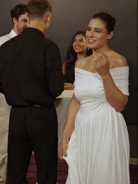 Bölüm 76 - [Dublajlı]Temizlikçi Kadın CEO'dur