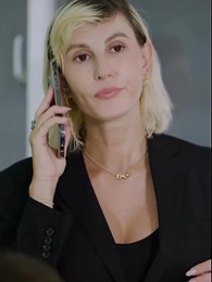 Bölüm 48 - [Dublajlı]Temizlikçi Kadın CEO'dur