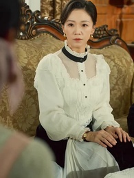 Episode 2 - Rebirth to 70s: Breaking Free from the Family Drama