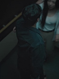 A Man Who Kisses to Survive - Episode 2