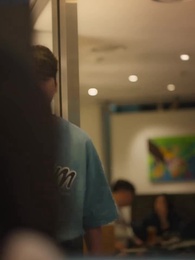 A Man Who Kisses to Survive - Episode 40