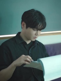 A Man Who Kisses to Survive - Episode 22