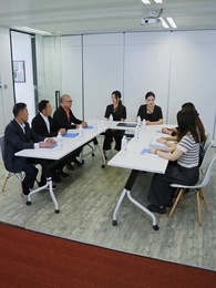 她在寒風中綻放 - Episode 75