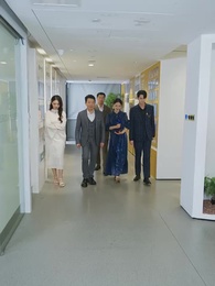 她在寒風中綻放 - Episode 60