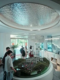 Episode 9 - Oops! I’m the Guys’ Favorite