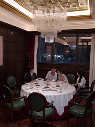 第44集 - 綁定系統後校花她又爭又搶