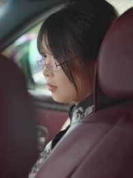 第38集 - 綁定系統後校花她又爭又搶