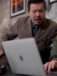 綁定系統後校花她又爭又搶 - Episode 70