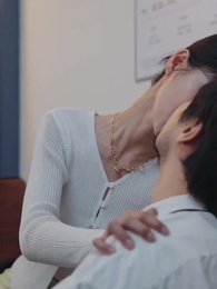 Office Wife : How to Hunt a Man - Episode 17