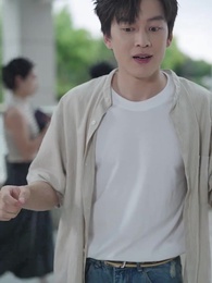 綁定系統後校花她又爭又搶 - Episode 63