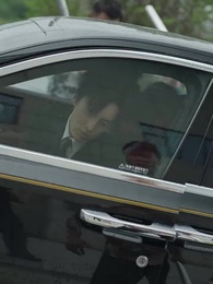 綁定系統後校花她又爭又搶 - Episode 37